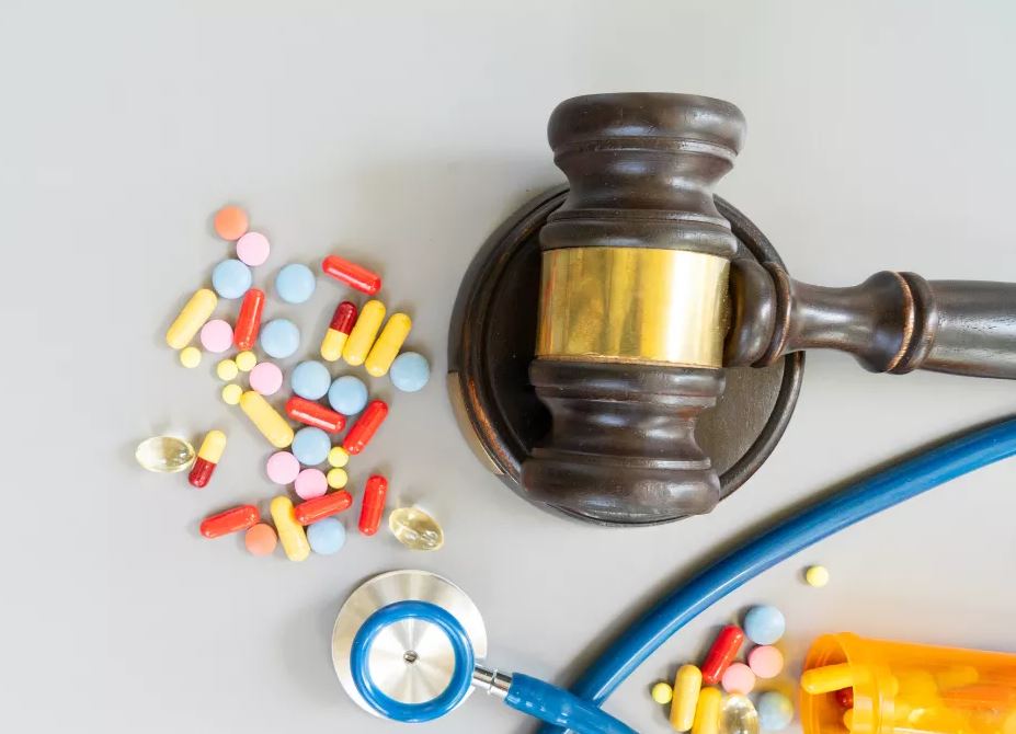 ÁREA DE TEMAS FARMACÉUTICOS